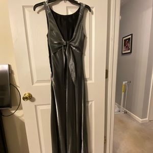 Belaru GunmetalColumn dress Size 7, worn twice